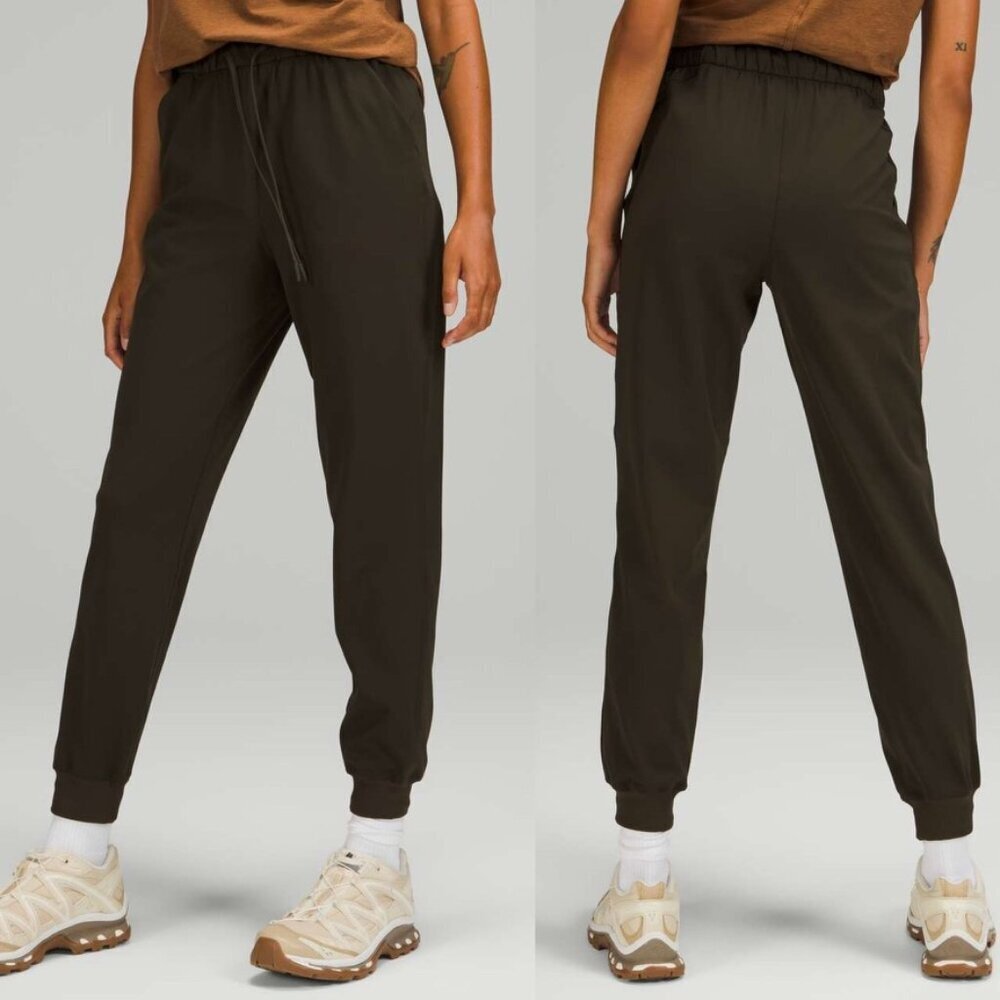 lululemon | Stretch High-Rise Jogger in Dark Olive - Size 4